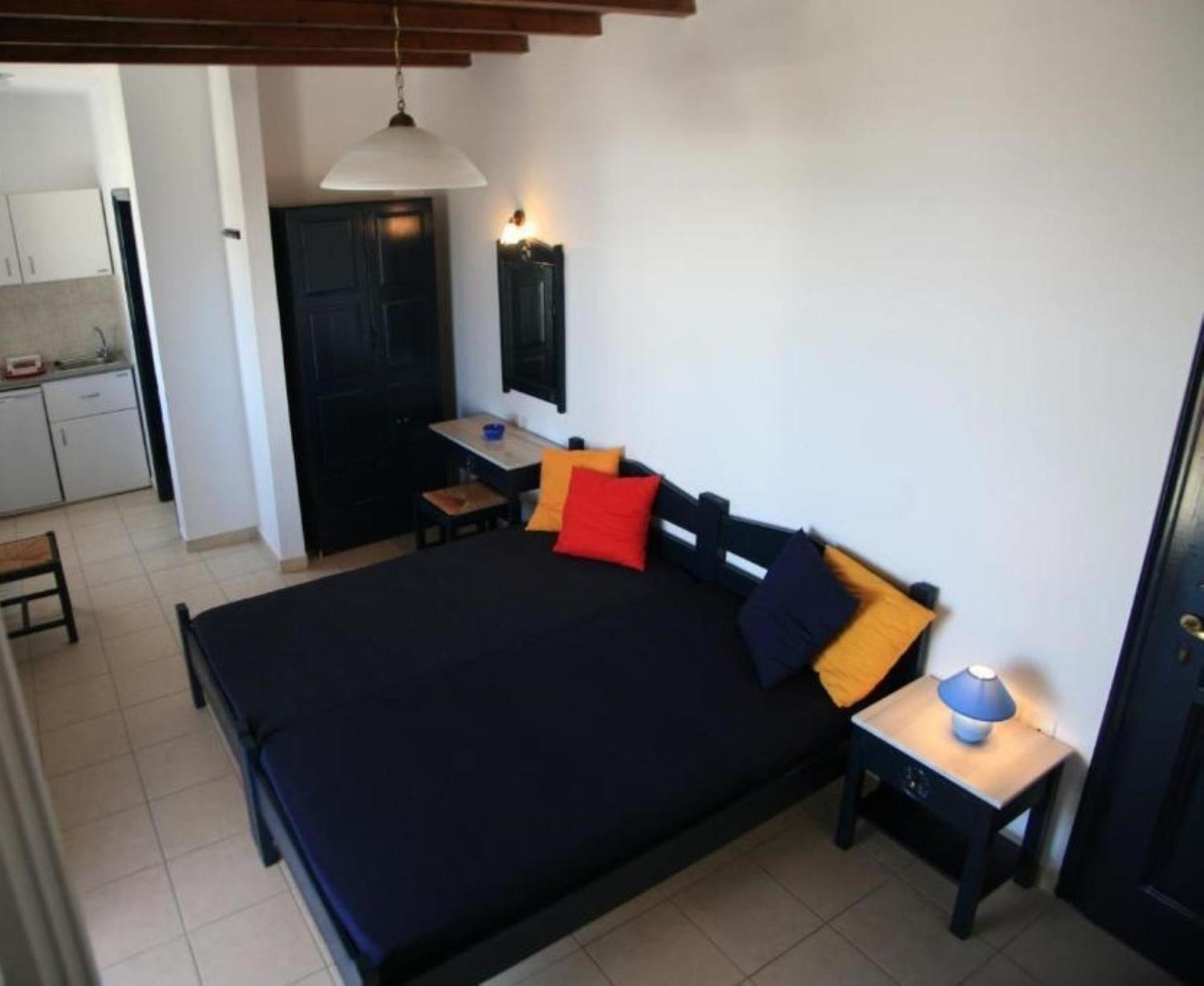 Elisso'S Philoxenia Aparthotel Агиос Прокопиос Екстериор снимка